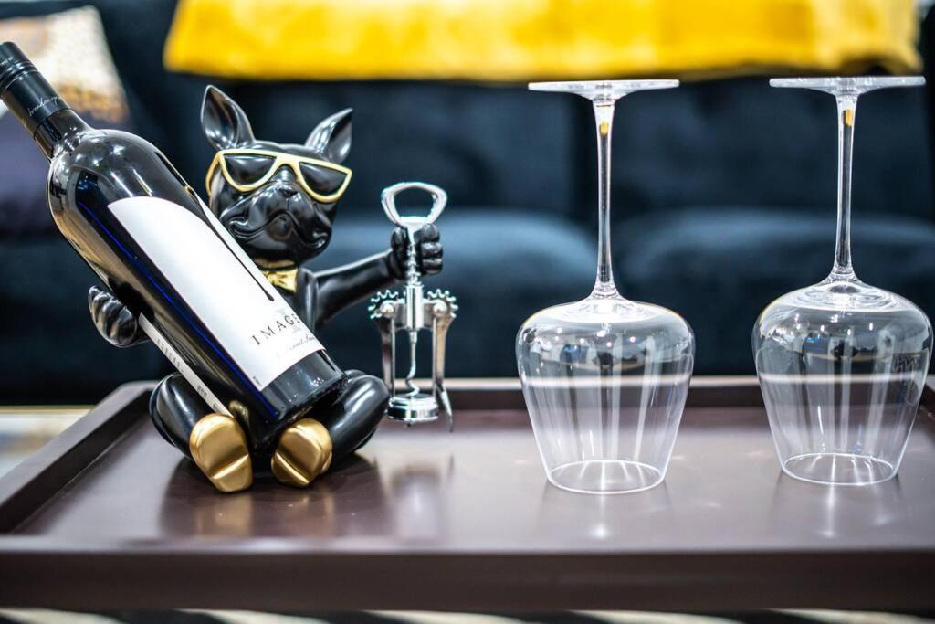 The London Apartment Филаделфия Екстериор снимка