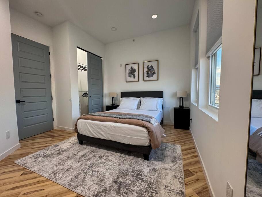 The London Apartment Филаделфия Екстериор снимка